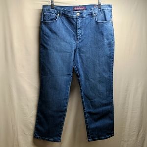 Gloria Vanderbilt plus Amanda jeans
